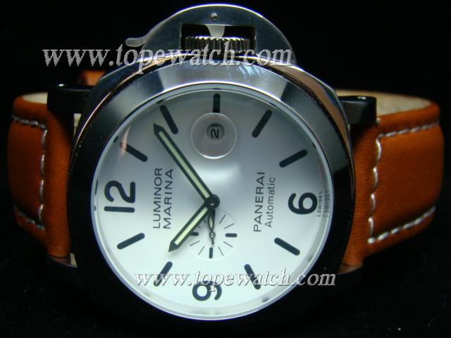 Replica Panerai P-105